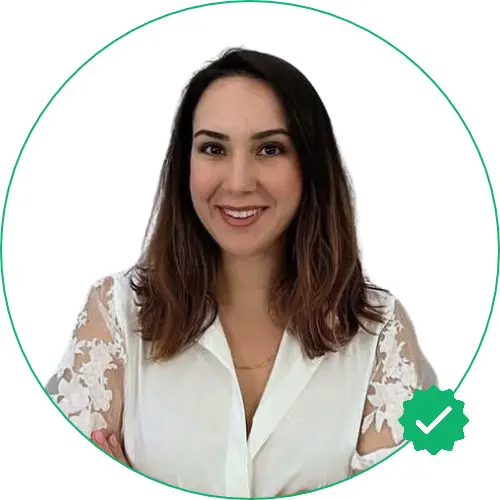 Melis Demir — Uzman Klinik Psikolog